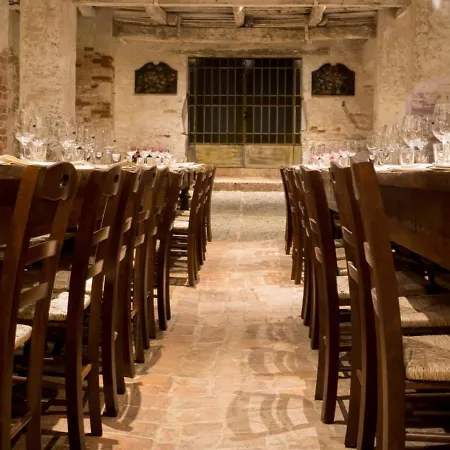 Di Casa Spadoni فينْتْسا