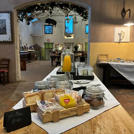 Di Casa Spadoni Inn