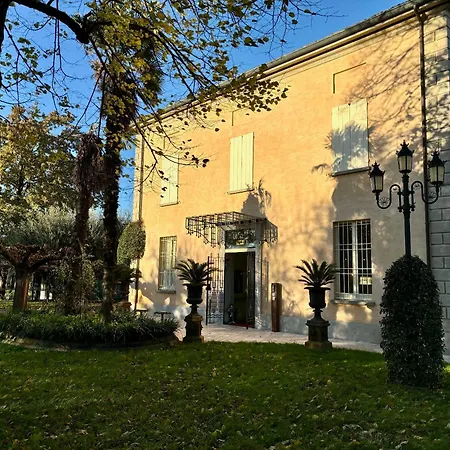 Di Casa Spadoni Inn Faenza