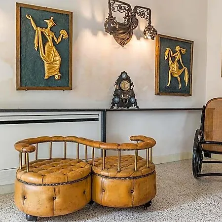 Di Casa Spadoni פאנצה