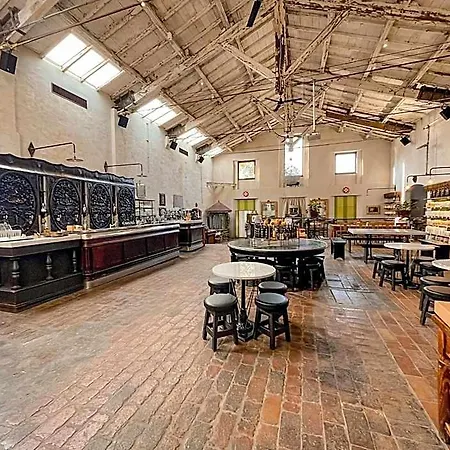 Di Casa Spadoni אורחן