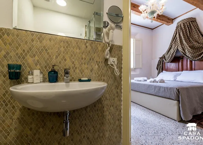 Di Casa Spadoni Inn *